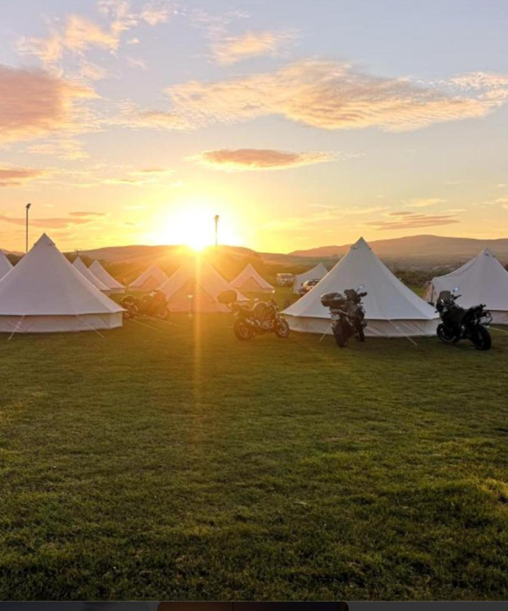 Suitehuts @ Silverstone Esterno foto